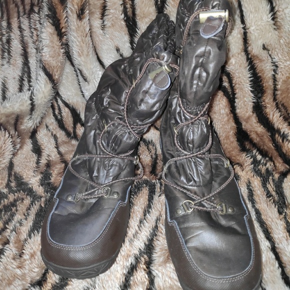 North Face boots 11 - Picture 6 of 8